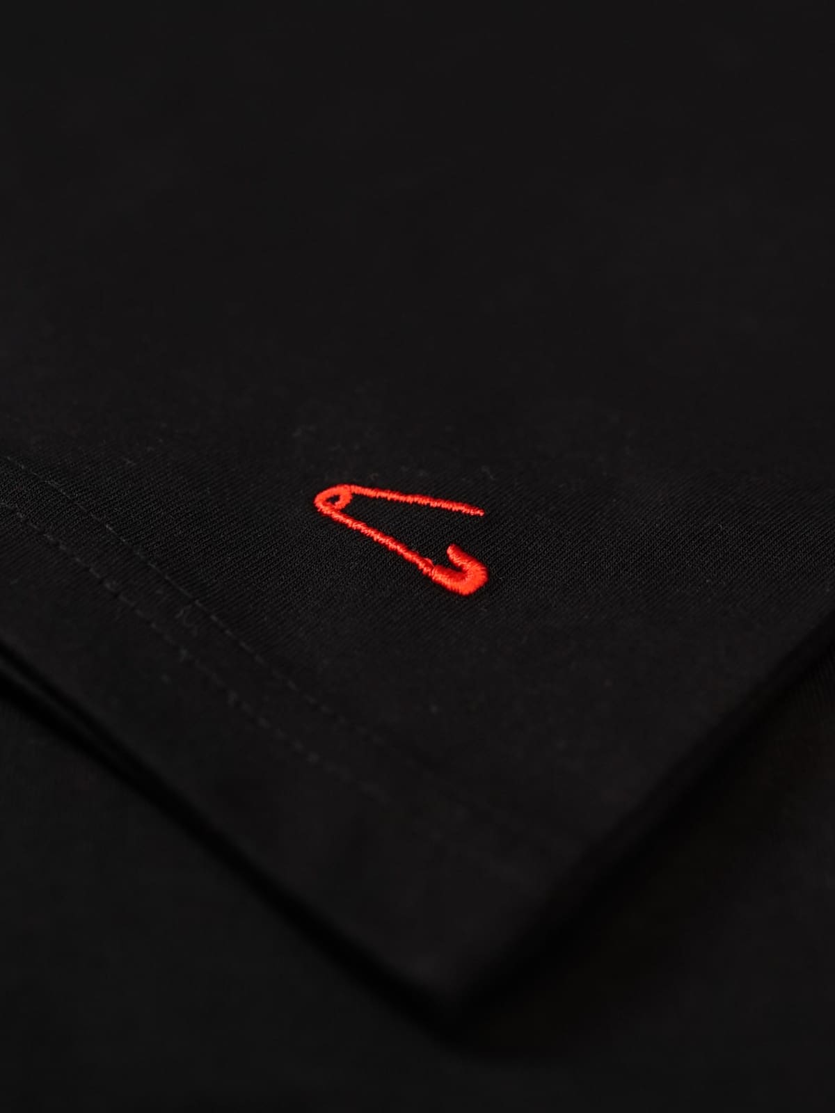 T-Shirt Schwarz Logo